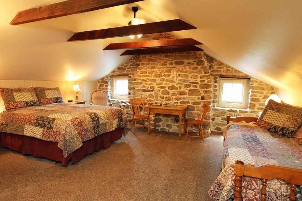 Rocky Acre Farm Bed & Breakfast Mount Joy Exterior photo
