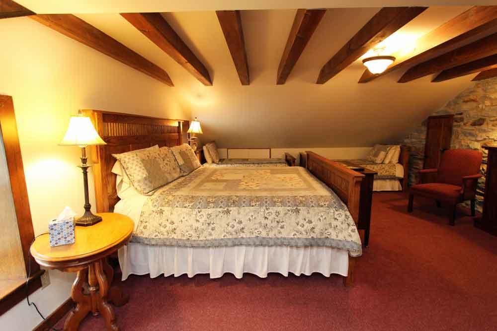 Rocky Acre Farm Bed & Breakfast Mount Joy Exterior photo