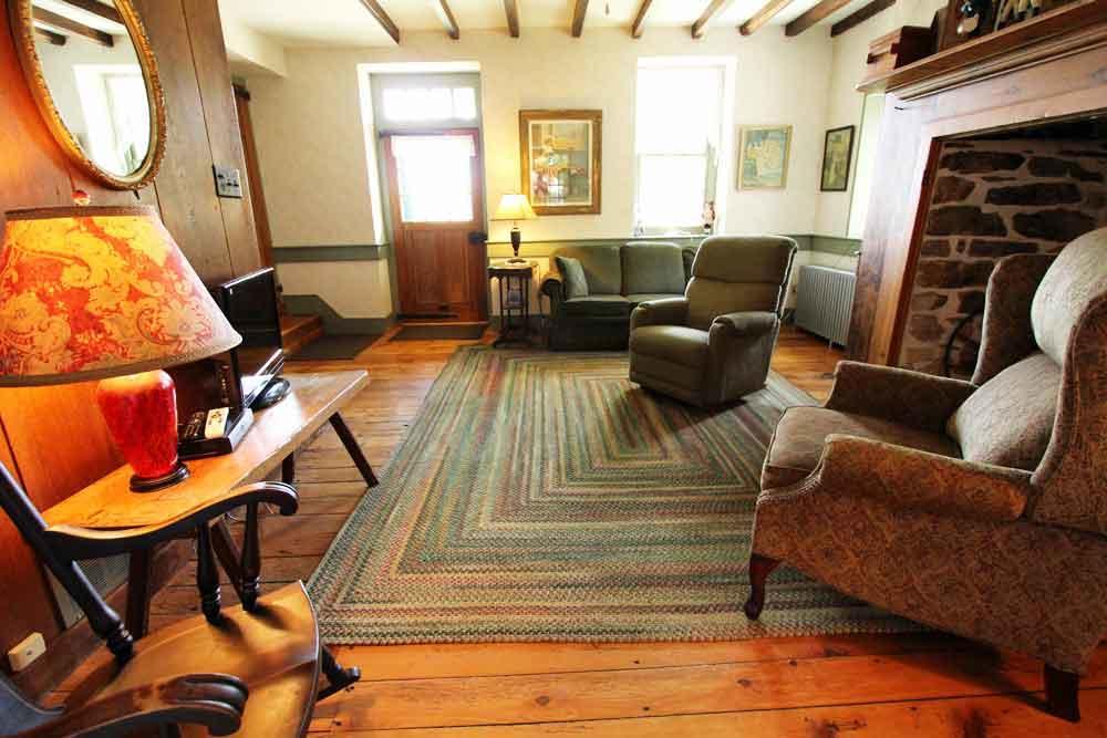 Rocky Acre Farm Bed & Breakfast Mount Joy Exterior photo